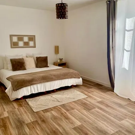 Maison Spacieuse Et Paisible A شقة La Trimouille