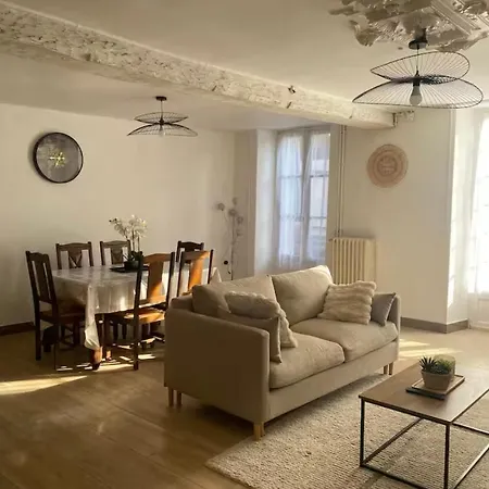 Maison Spacieuse Et Paisible A