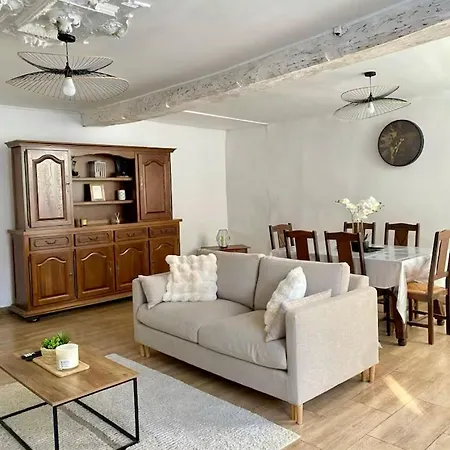 Maison Spacieuse Et Paisible A شقة