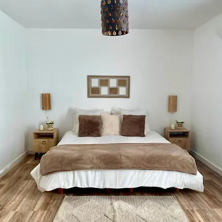 شقة Maison Spacieuse Et Paisible A