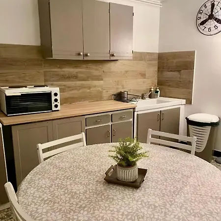 Maison Spacieuse Et Paisible A شقة La Trimouille