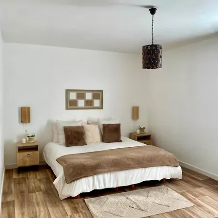Maison Spacieuse Et Paisible A *