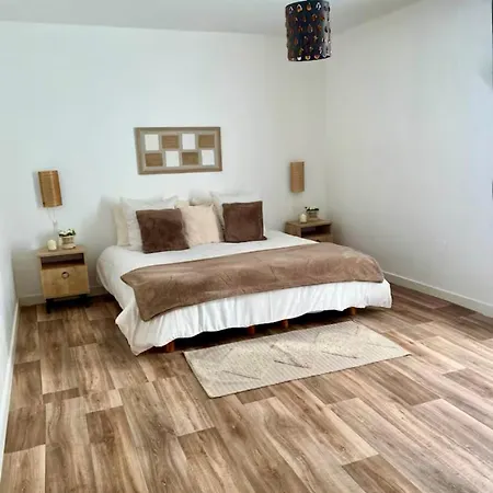 شقة Maison Spacieuse Et Paisible A *